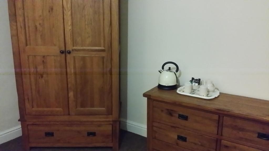 Roosecote Guest House Barrow-in-Furness Стая снимка