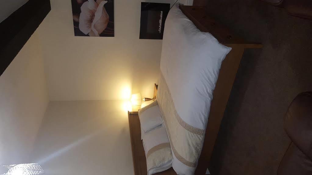 Roosecote Guest House Barrow-in-Furness Екстериор снимка