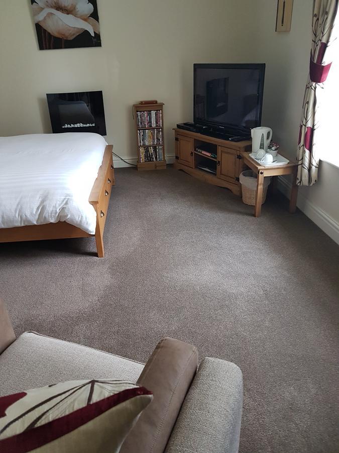 Roosecote Guest House Barrow-in-Furness Екстериор снимка